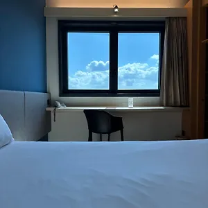 Ibis Fiera *** Rzym